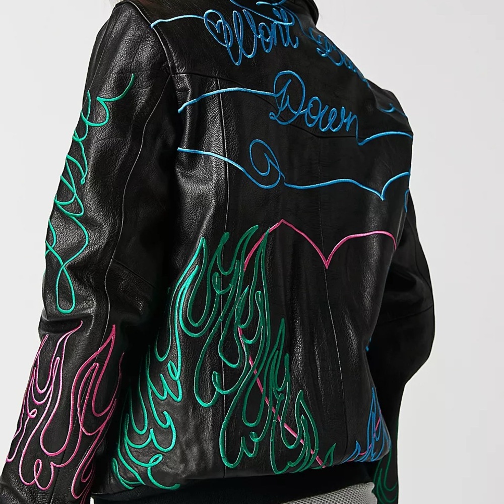 UNDERSTATED LEATHER Jacket with Pink Heart Embroidery “WONT BACK DOWN”🥷🤍 - Picture 3 of 10
